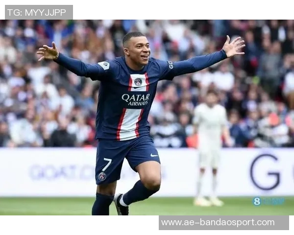 姆巴佩分享弟弟绝平巴黎庆祝瞬间感慨剧情太疯狂我的明星小弟真棒