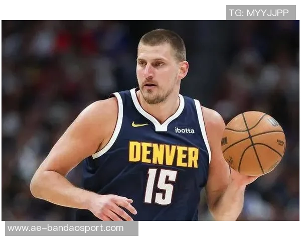 东契奇27岁前创下83次三双佳绩历史排名第四仅次于大O约基奇和魔术师