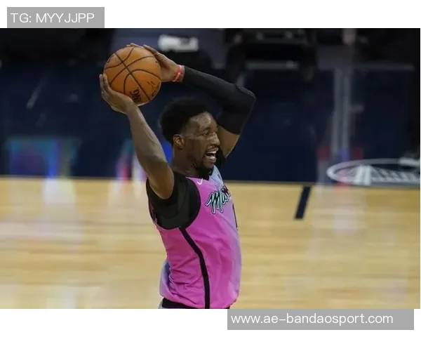 苏群分析东部球队竞争激烈背后的隐忧呼吁NBA减轻球员负担保护健康 苏群分析东部球队竞争激烈背后的隐忧呼吁NBA减轻球员负担保护健康