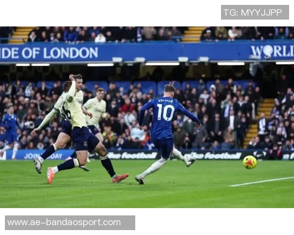 帕尔默原定复出战巴萨却因脚趾伤势再度缺席对枪手比赛 帕尔默原定复出战巴萨却因脚趾伤势再度缺席对枪手比赛