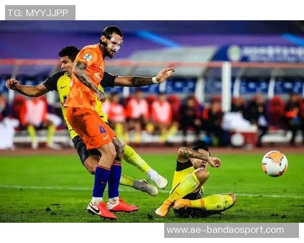 国脚年薪普遍达百万中甲中乙薪资接近白领水平 国脚年薪普遍达百万中甲中乙薪资接近白领水平