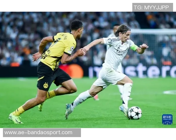 斯维拉尔称斯卡尔维尼进球时犯规我被他打到了头部感到不满